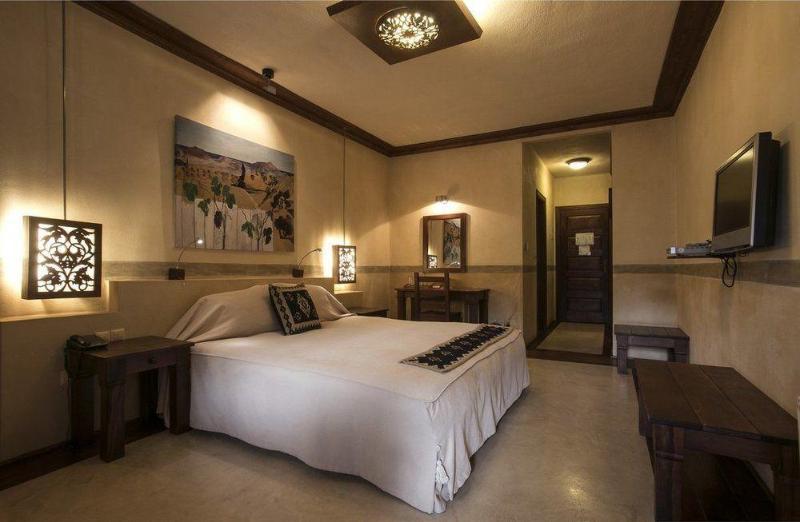 Katogi Averoff & Winery Hotel 4*